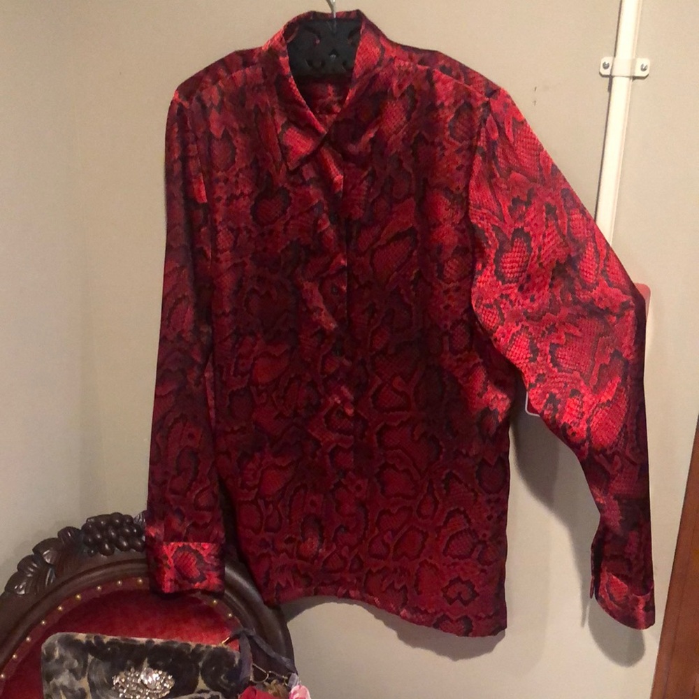 Jones New York Red Snake Print Blouse